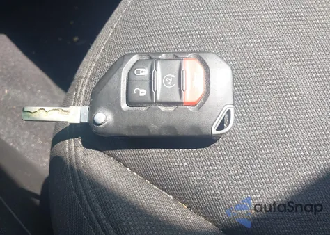 2021 Jeep Gladiator Willys 4X4 from USA, damaged, VIN 1C6HJTAG5ML602028